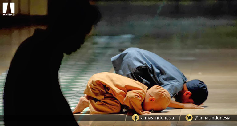 RAHASIA SUJUD KETIKA SOLAT