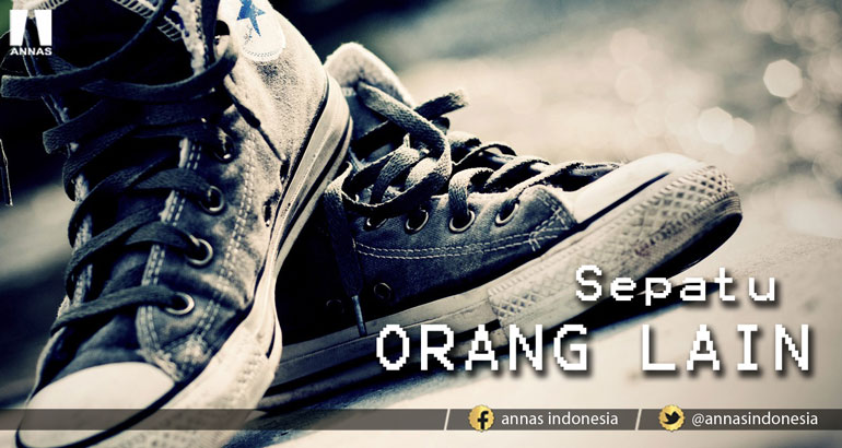 SEPATU ORANG LAIN