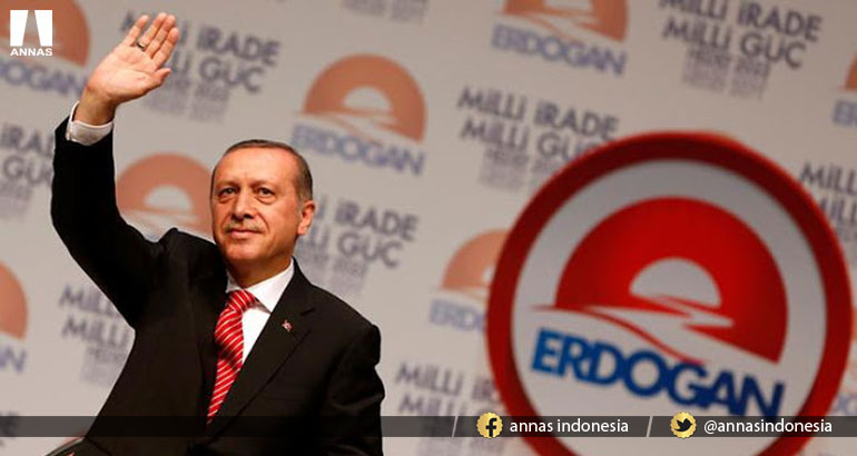 ERDOGAN BALAS KESOMBONGAN PRESIDEN PERANCIS HINGGA SPEECHLESS