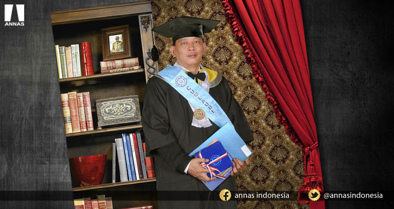 MAKNA SIMBOLIK AHOK ULTRATIONGKOK