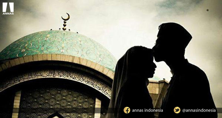 RAHASIA KEKUATAN CIUM TANGAN & CIUM KENING